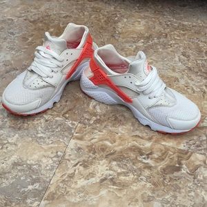 Nike Women's Cream and Red Sneakers